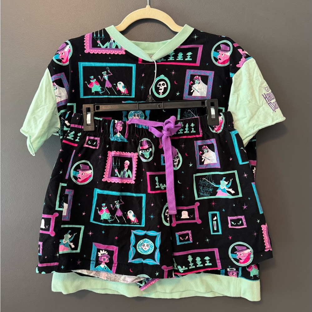 Disney The Haunted Mansion 2 Pajama Set. Glow in the dark. Women’s Size Medium.
